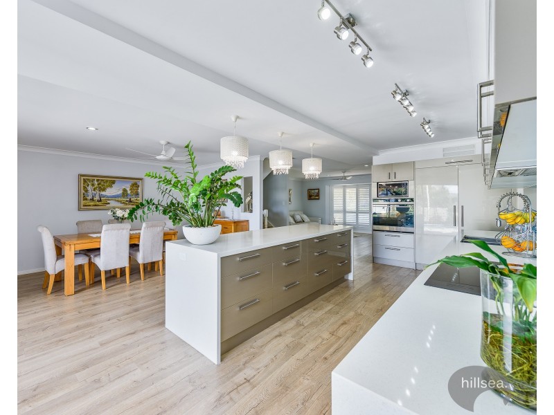 485 Pine Ridge Road, Runaway Bay QLD 4216