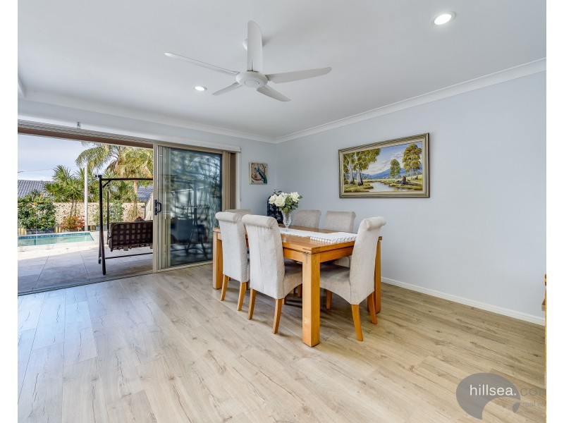 485 Pine Ridge Road, Runaway Bay QLD 4216