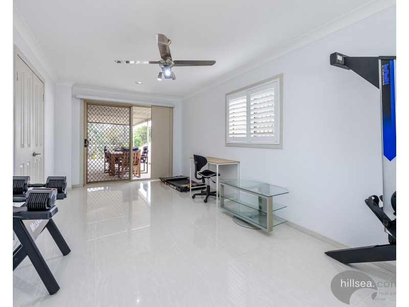 485 Pine Ridge Road, Runaway Bay QLD 4216