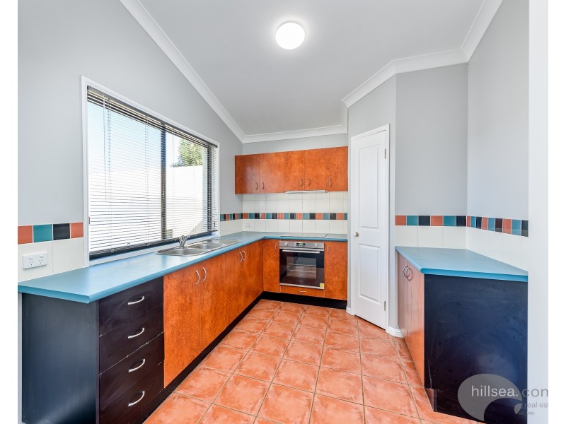 82 Serafina Drive, Helensvale QLD 4212