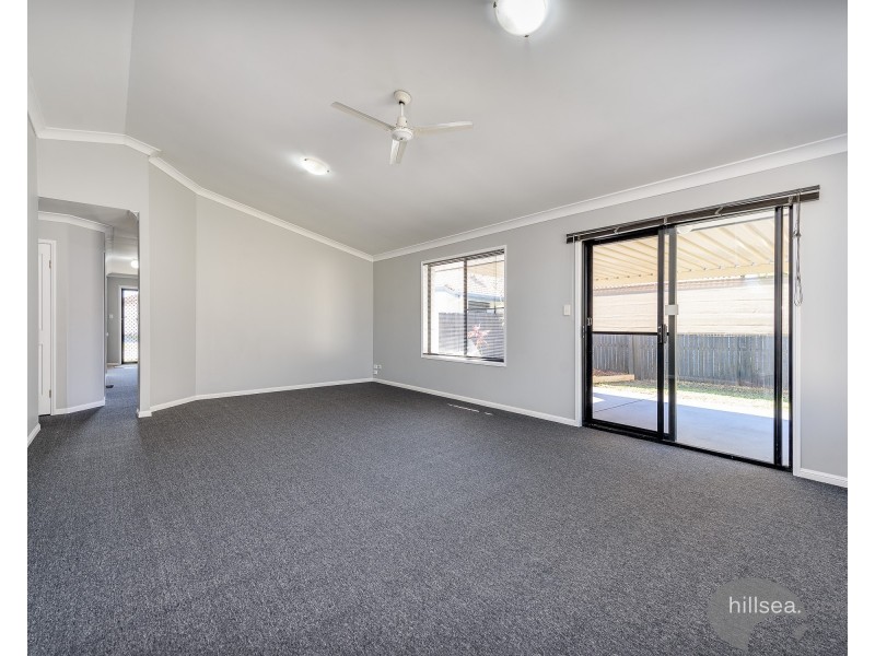 82 Serafina Drive, Helensvale QLD 4212