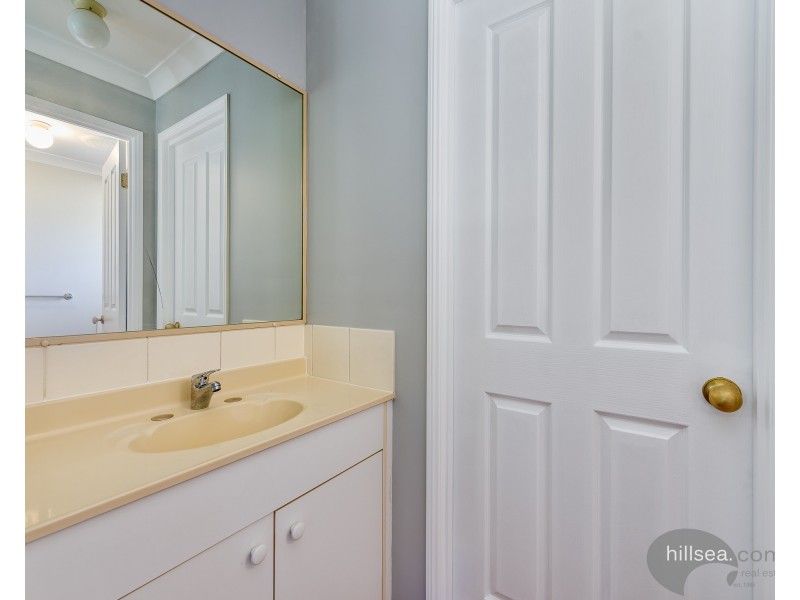 82 Serafina Drive, Helensvale QLD 4212