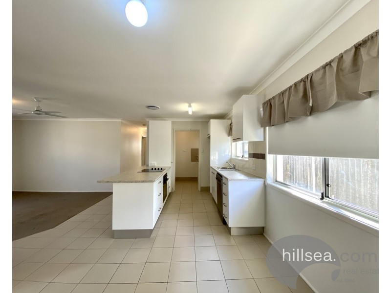 2/4 Geoffrey Avenue, Southport QLD 4215