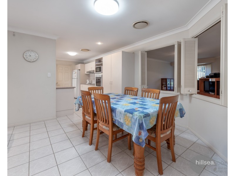 28 Urangan Court, Helensvale QLD 4212