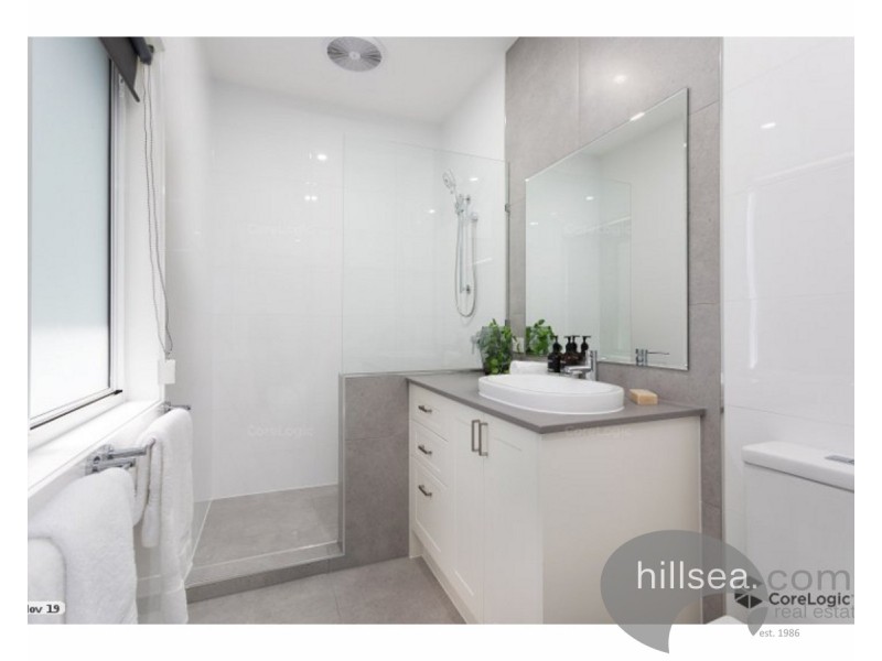 9 Goorawin Street, Runaway Bay QLD 4216