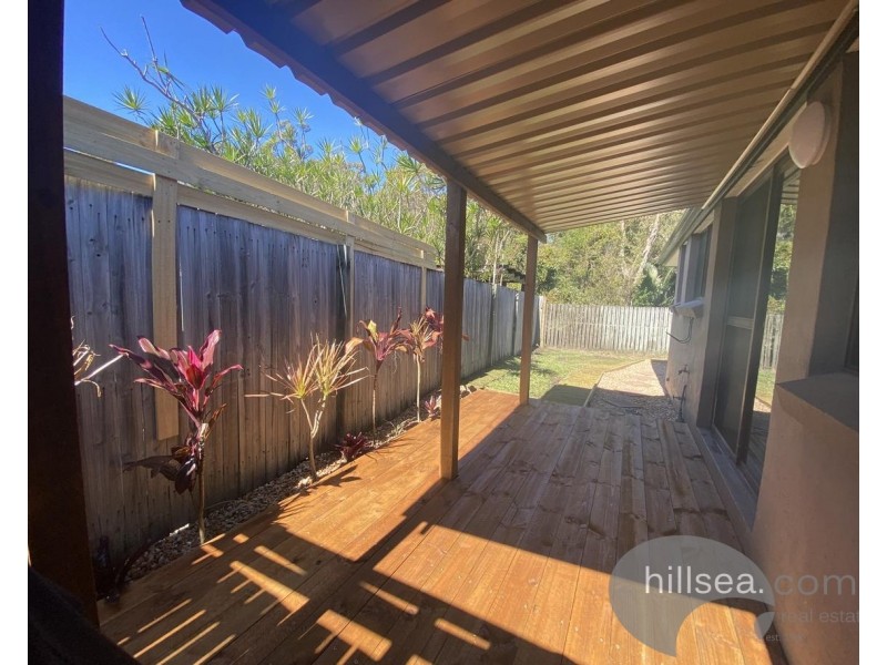 2/25 Telopea Street, Labrador QLD 4215