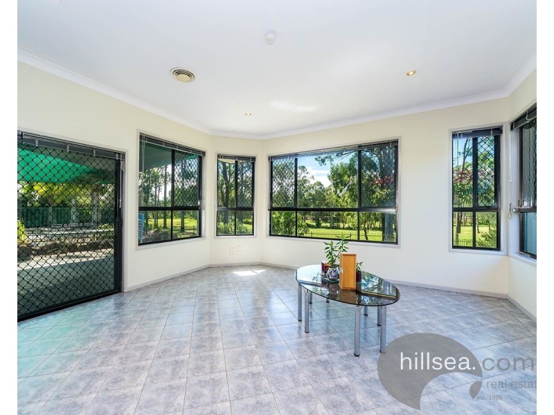 18 Little Hampton Court, Arundel QLD 4214