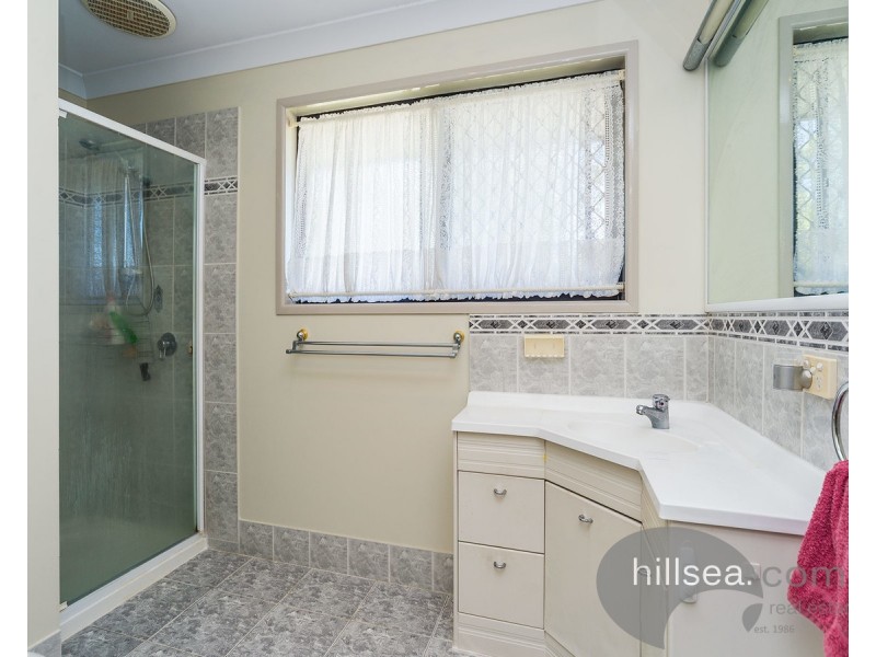 18 Little Hampton Court, Arundel QLD 4214