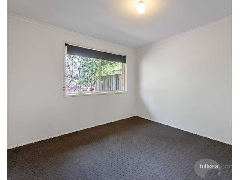 2/2 Oscar Court, Oxenford QLD 4210