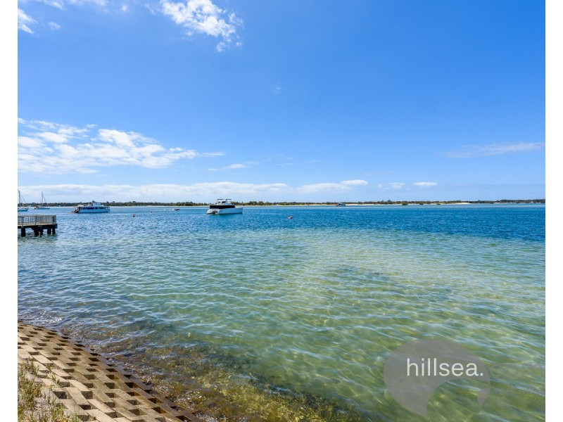 1/268 Marine Parade, Labrador QLD 4215