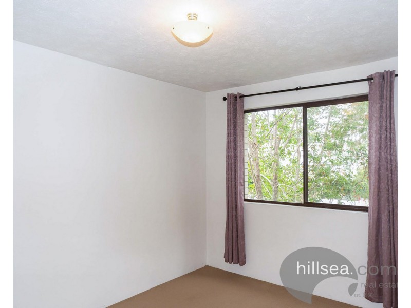 4/3 Ahern Street, Labrador QLD 4215