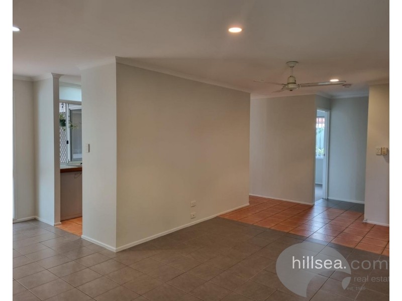 4 Crampton Court, Parkwood QLD 4214