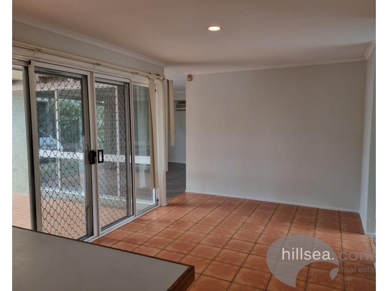 4 Crampton Court, Parkwood QLD 4214