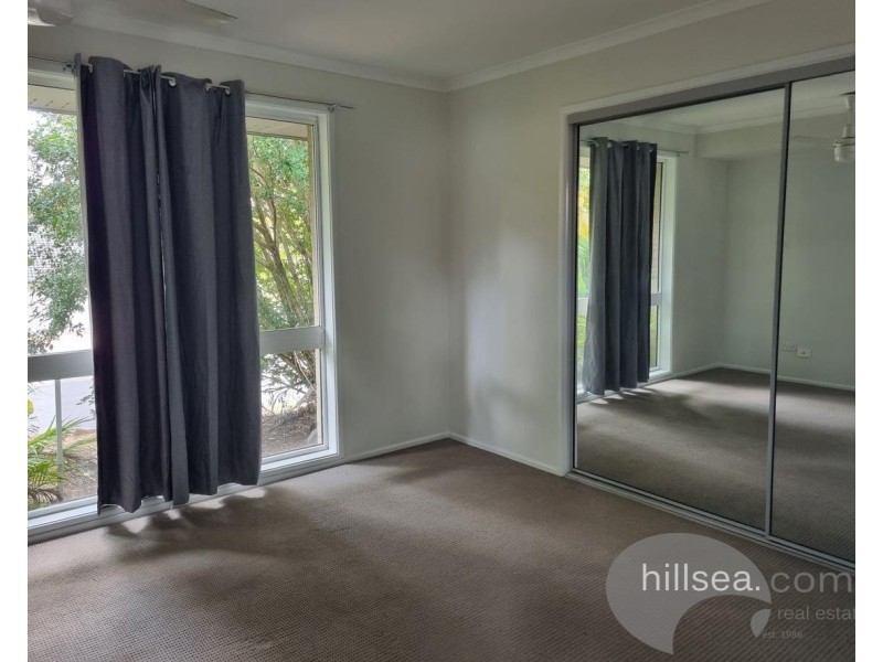 4 Crampton Court, Parkwood QLD 4214