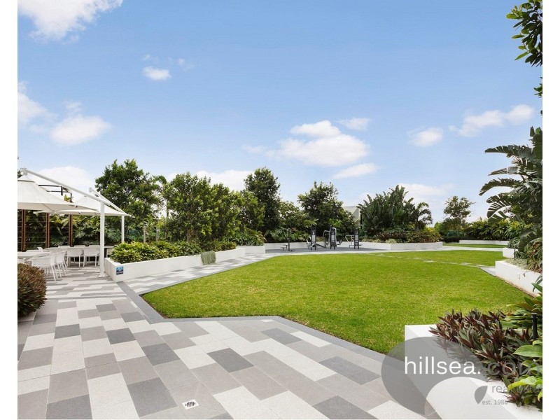 3803/5 Harbourside Court, Biggera Waters QLD 4216