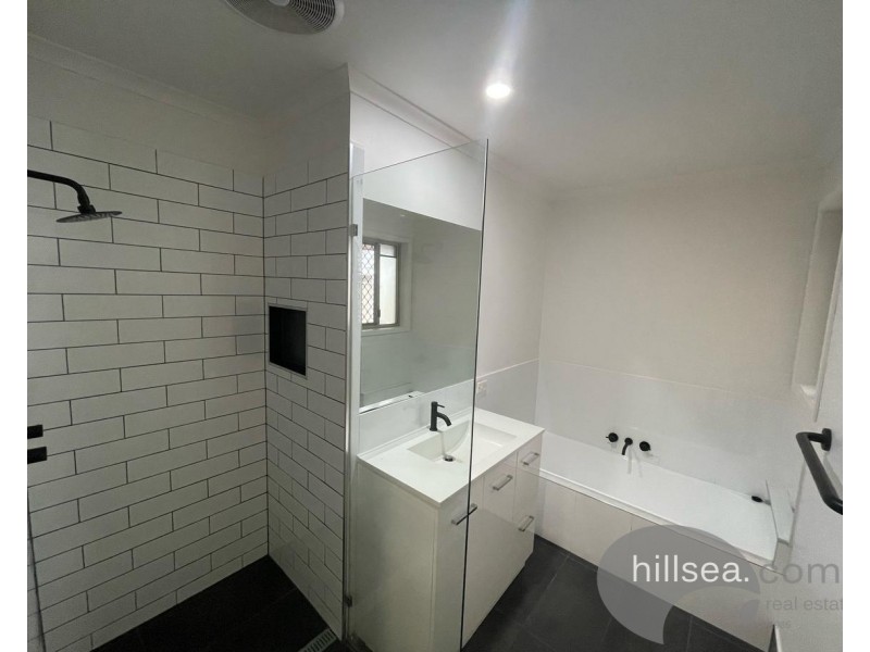 1/3 Hepburn Court, Oxenford QLD 4210