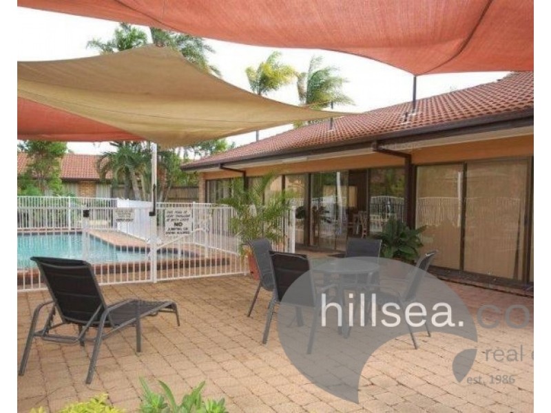 31/35 St Kevins Avenue, Benowa QLD 4217