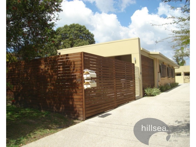 1/98 Imperial Parade, Labrador QLD 4215