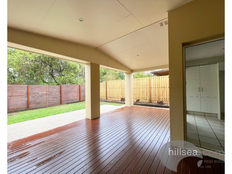 1/98 Imperial Parade, Labrador QLD 4215