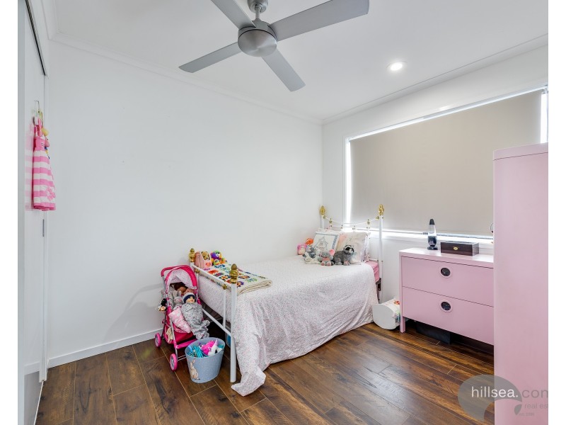 4/59 Errol Avenue, Paradise Point QLD 4216