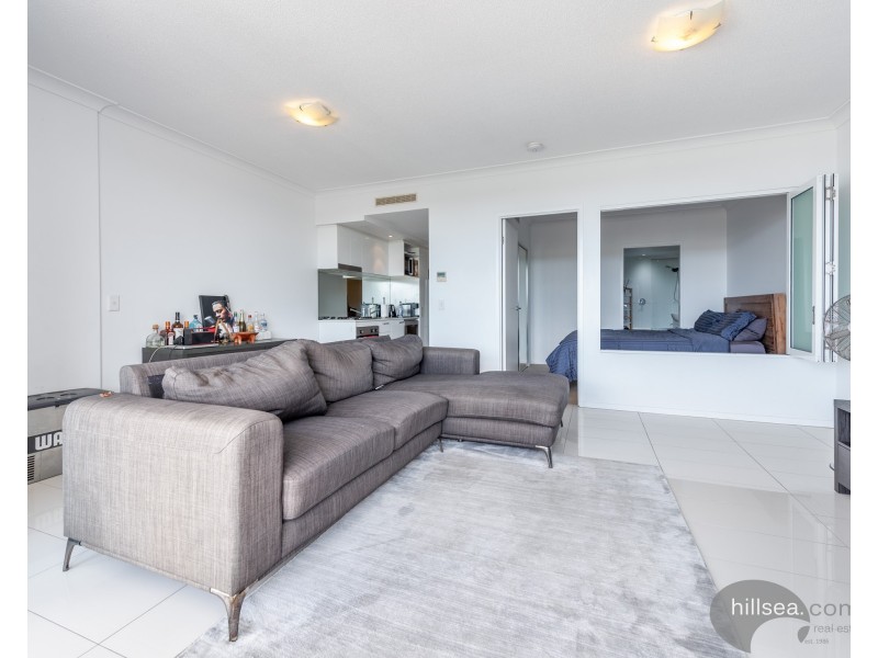 210/2 East Quay Drive, Biggera Waters QLD 4216