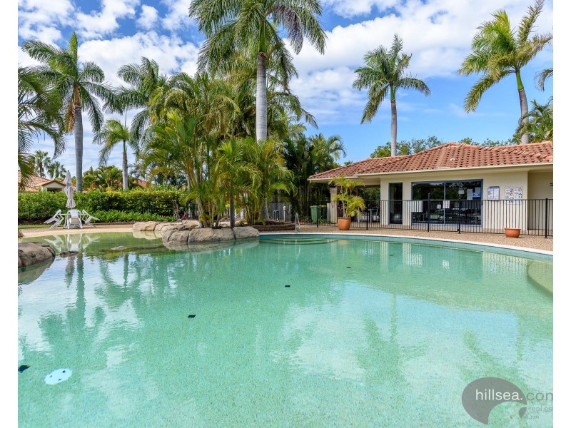 27/76 Bayview Street, Runaway Bay QLD 4216