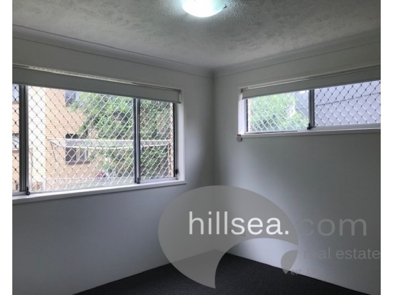 2/24 Madang Crescent, Runaway Bay QLD 4216