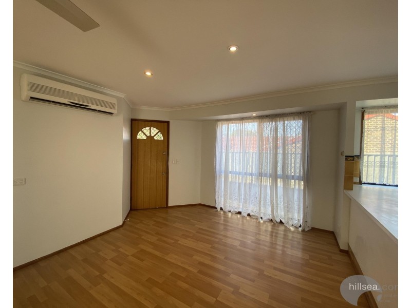 2/32 Callistemon Court, Arundel QLD 4214