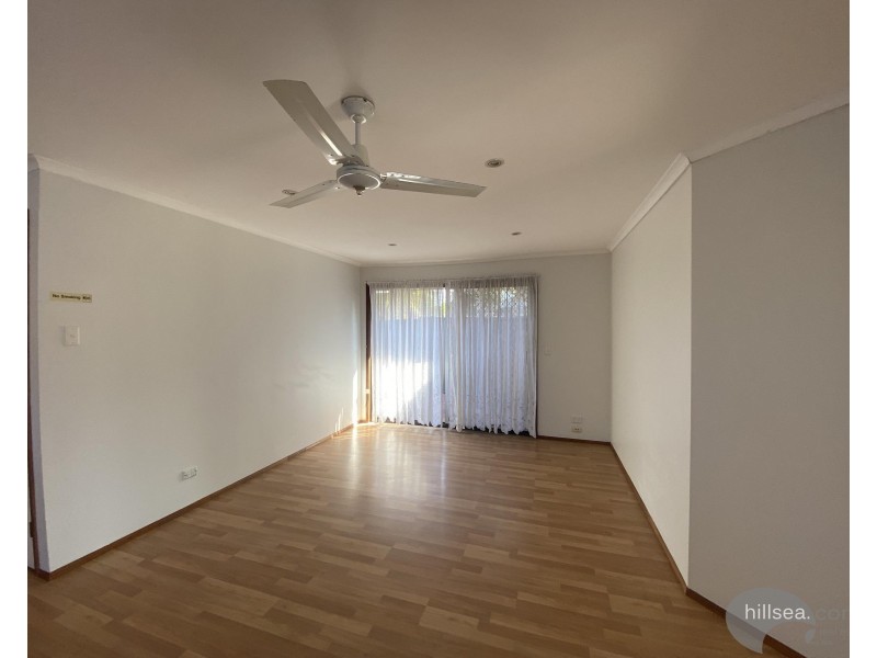2/32 Callistemon Court, Arundel QLD 4214