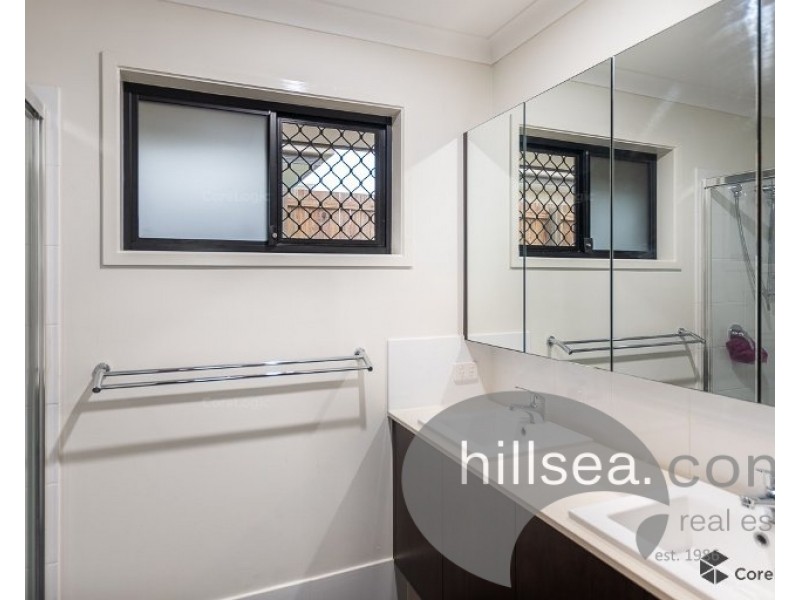 1 Wimmera Crescent, Upper Coomera QLD 4209