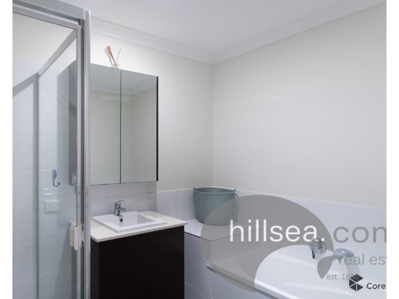 1 Wimmera Crescent, Upper Coomera QLD 4209