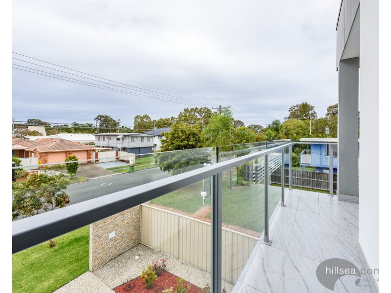 1/26 Milton Avenue, Paradise Point QLD 4216