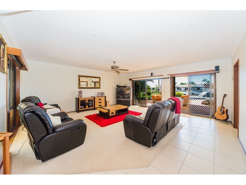 235 Morala Avenue, Runaway Bay QLD 4216