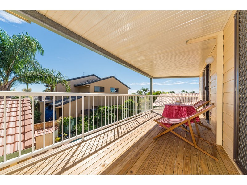 235 Morala Avenue, Runaway Bay QLD 4216