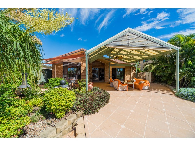 235 Morala Avenue, Runaway Bay QLD 4216