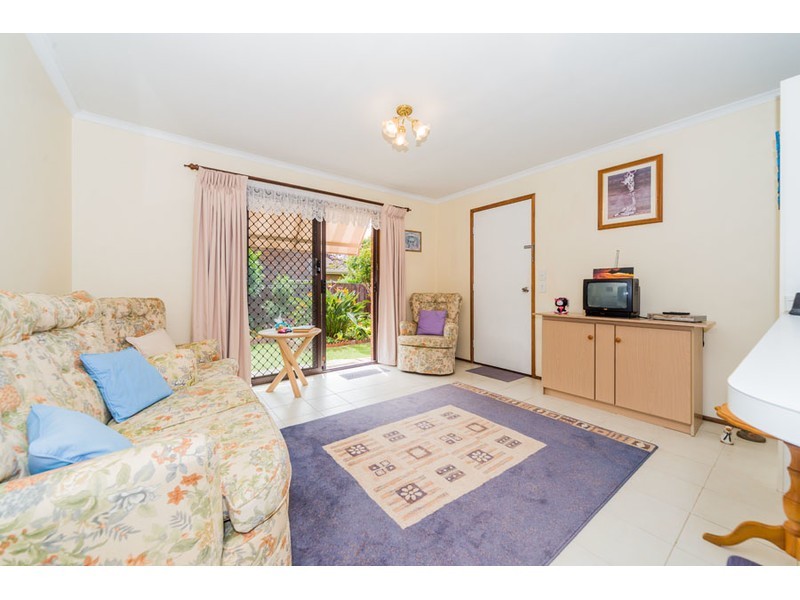 1/76 Kangaroo Avenue, Coombabah QLD 4216