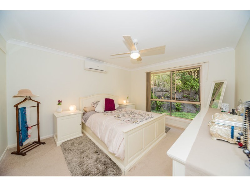 9 Alcott Court, Parkwood QLD 4214