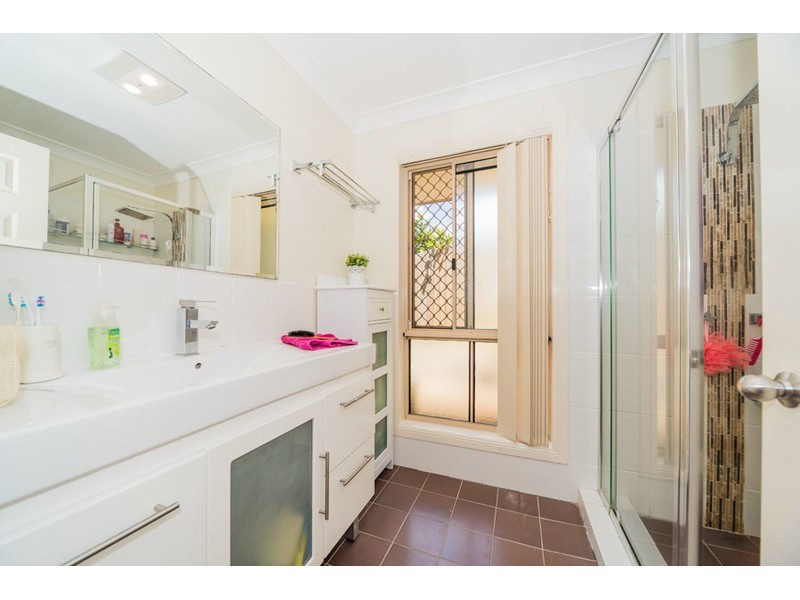 9 Alcott Court, Parkwood QLD 4214