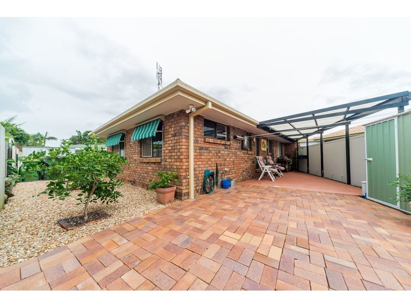 2/20 Warrie Close, Paradise Point QLD 4216