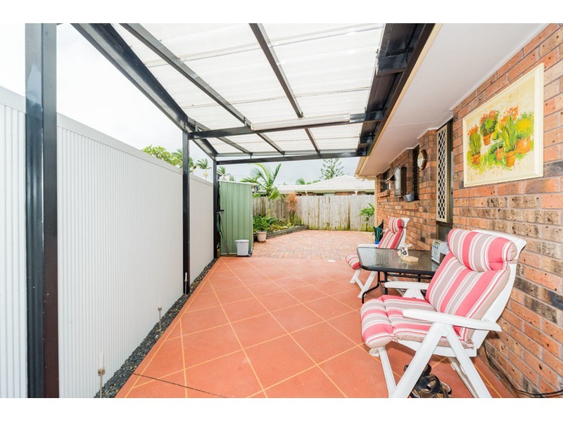 2/20 Warrie Close, Paradise Point QLD 4216