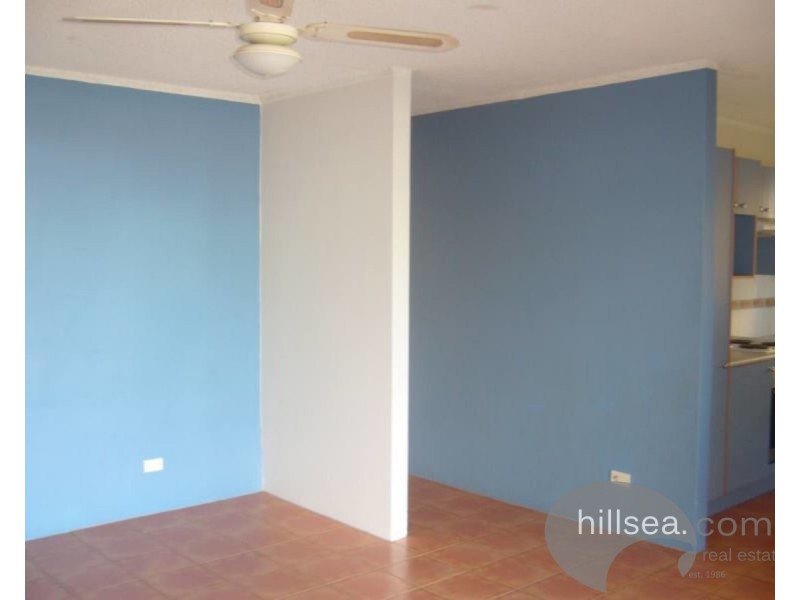 1/94 Frank Street, Labrador QLD 4215