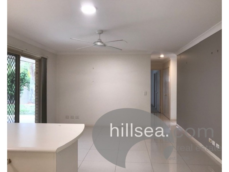 16 Maidstone Place, Parkwood QLD 4214