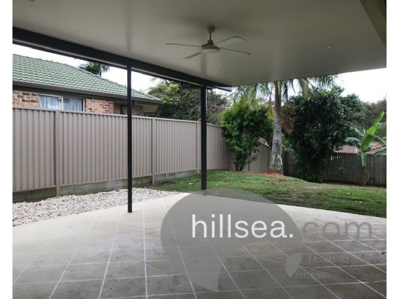 16 Maidstone Place, Parkwood QLD 4214