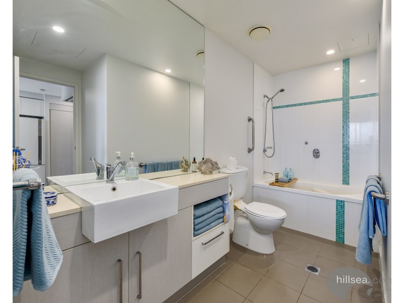 803/430 Marine Parade, Biggera Waters QLD 4216