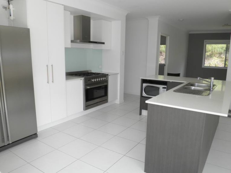 1 Picton Court, Upper Coomera QLD 4209