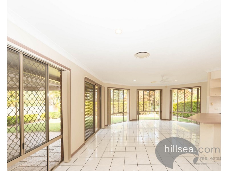 6 Collingwood Court, Arundel QLD 4214