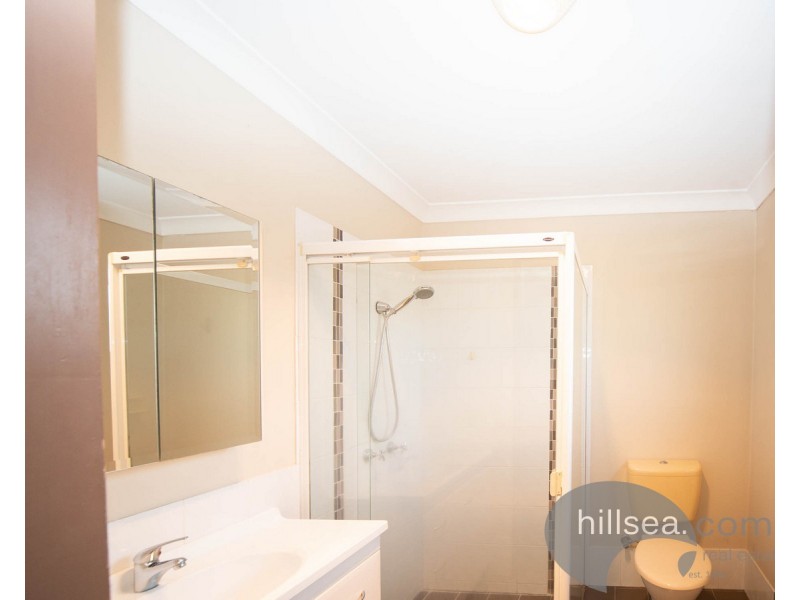 6 Collingwood Court, Arundel QLD 4214