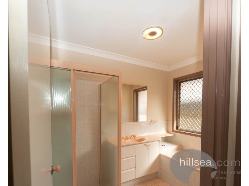 6 Collingwood Court, Arundel QLD 4214