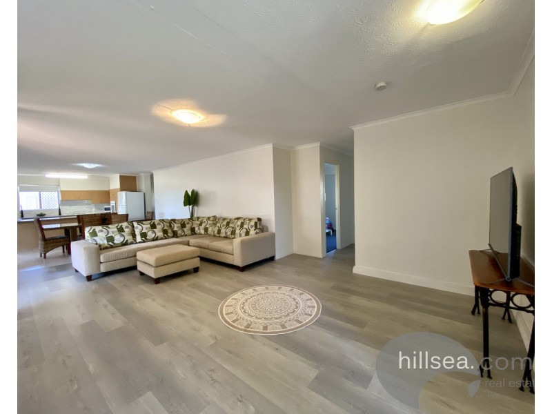 4A/9 McWilliam Close, Labrador QLD 4215