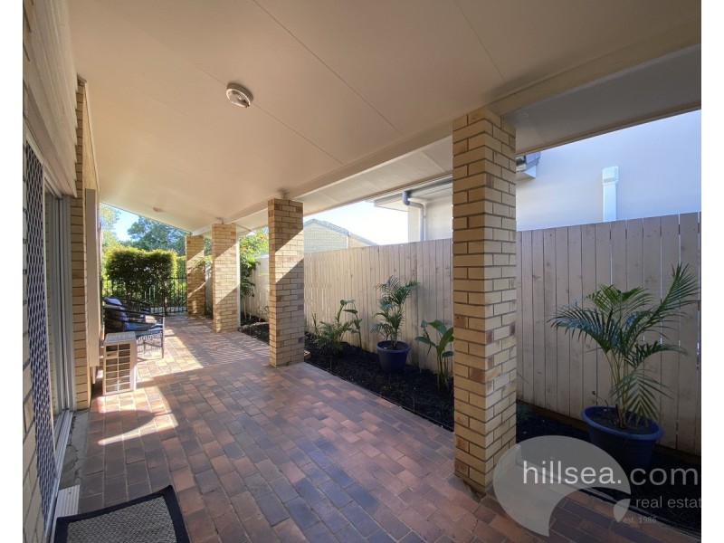 4A/9 McWilliam Close, Labrador QLD 4215